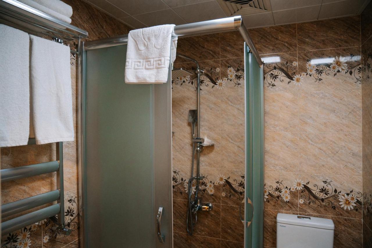 The Clocktower Hotel Баку Екстер'єр фото