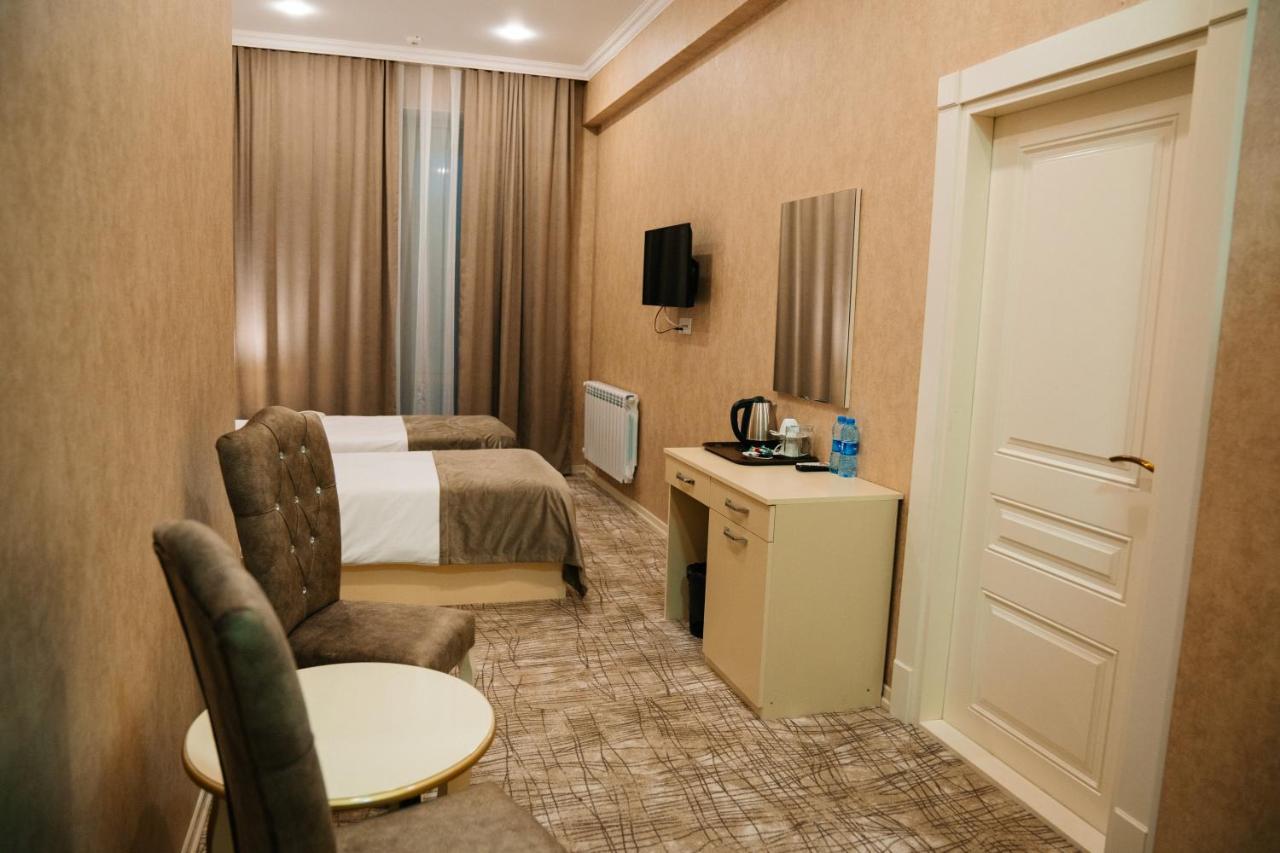 The Clocktower Hotel Баку Екстер'єр фото